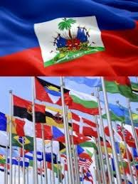 La crise en Haïti témoigne de l’échec de la communauté internationale dans la stabilisation du pays. En 2024, la force multinationale dirigée par le Kenya n’a pas réussi à s’imposer dans la politique d’Haïti après l’occupation américaine de 1915. Malgré sa présence, le peuple haïtien continue d’être victime.